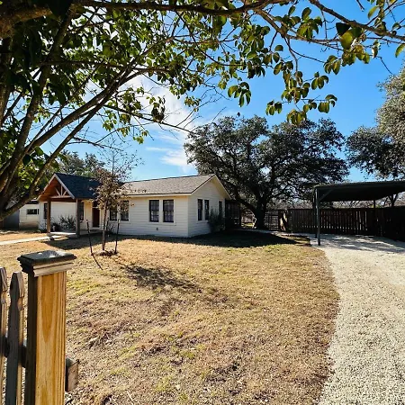 11Th Street River House